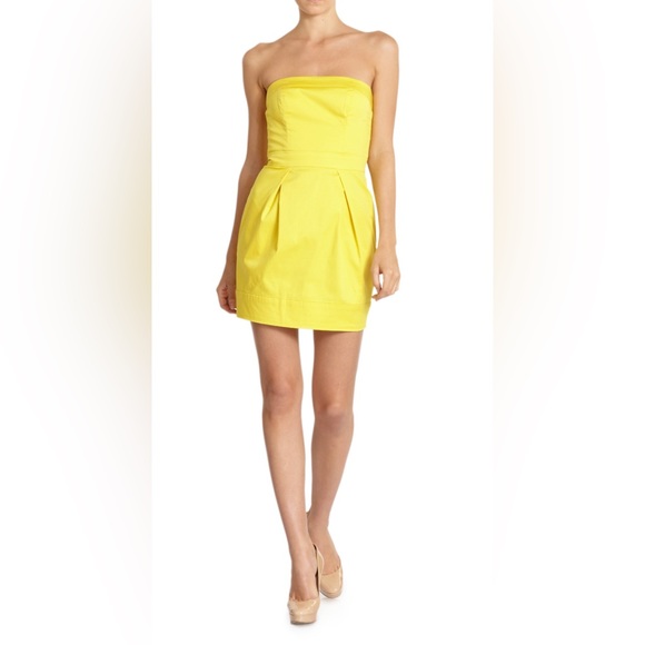 FRENCH Connection • Wizard Strapless Tropical Mini Dress • 8 - Picture 8 of 9